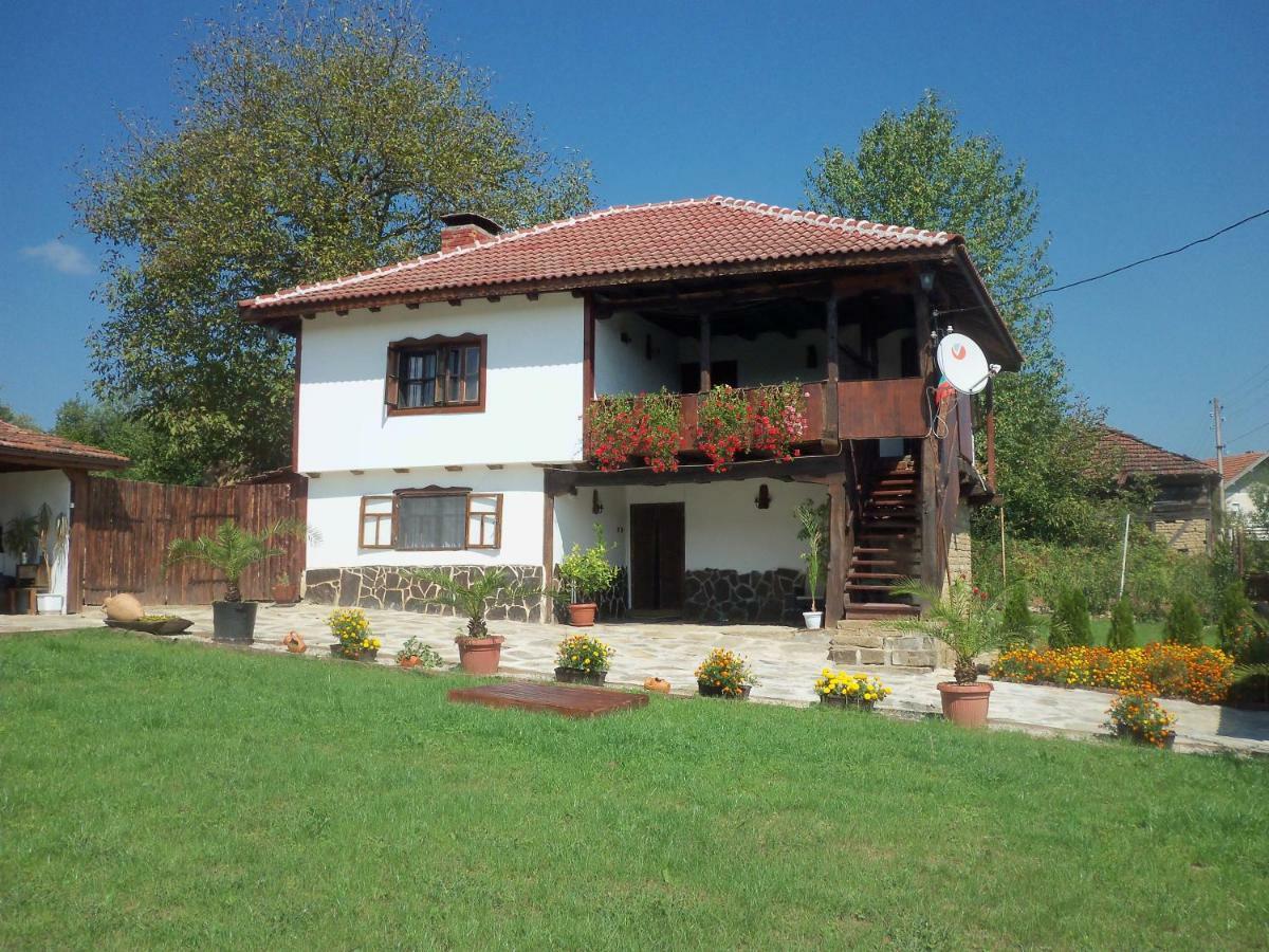 Митровата Къща Villa Raynovtsi Dış mekan fotoğraf