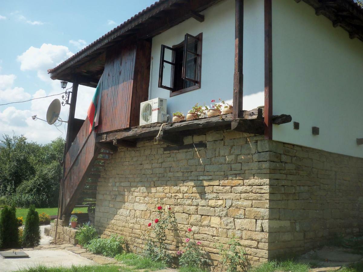 Митровата Къща Villa Raynovtsi Dış mekan fotoğraf