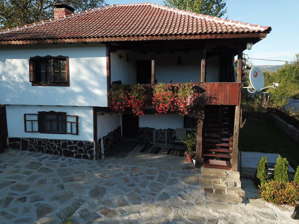 Митровата Къща Villa Raynovtsi Dış mekan fotoğraf