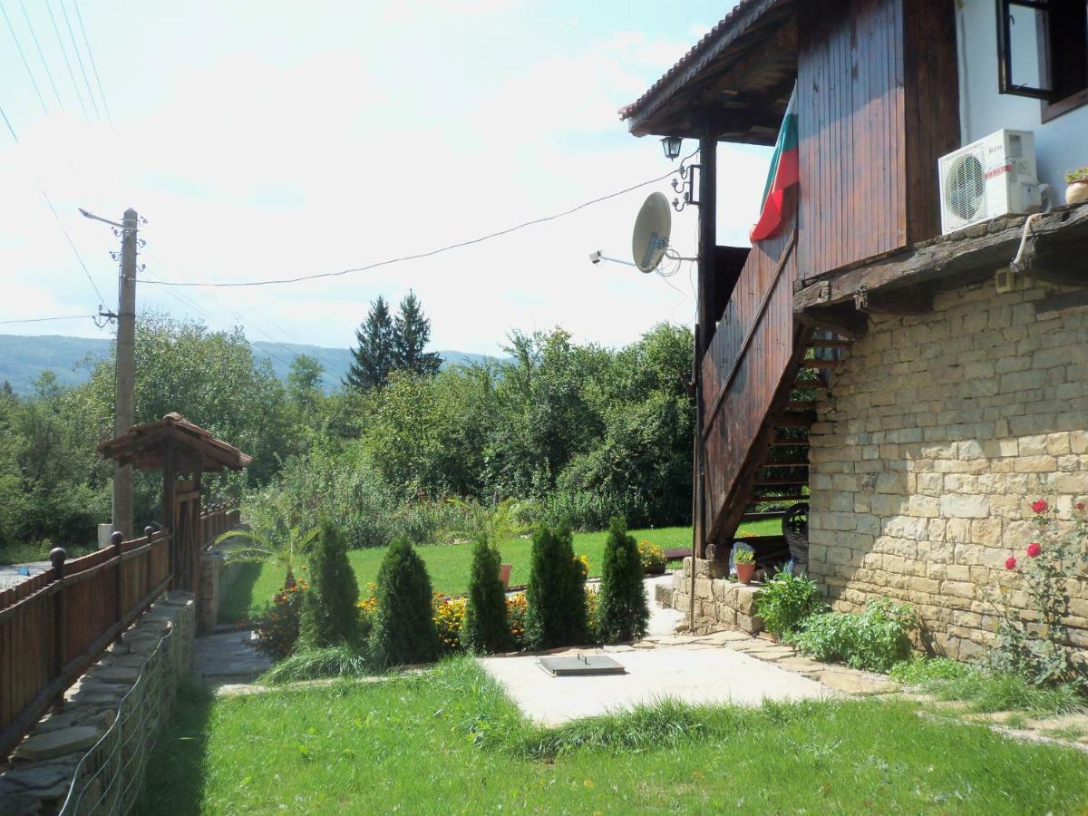 Митровата Къща Villa Raynovtsi Dış mekan fotoğraf